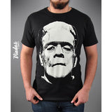 Playera negra de Frankenstein, puesta