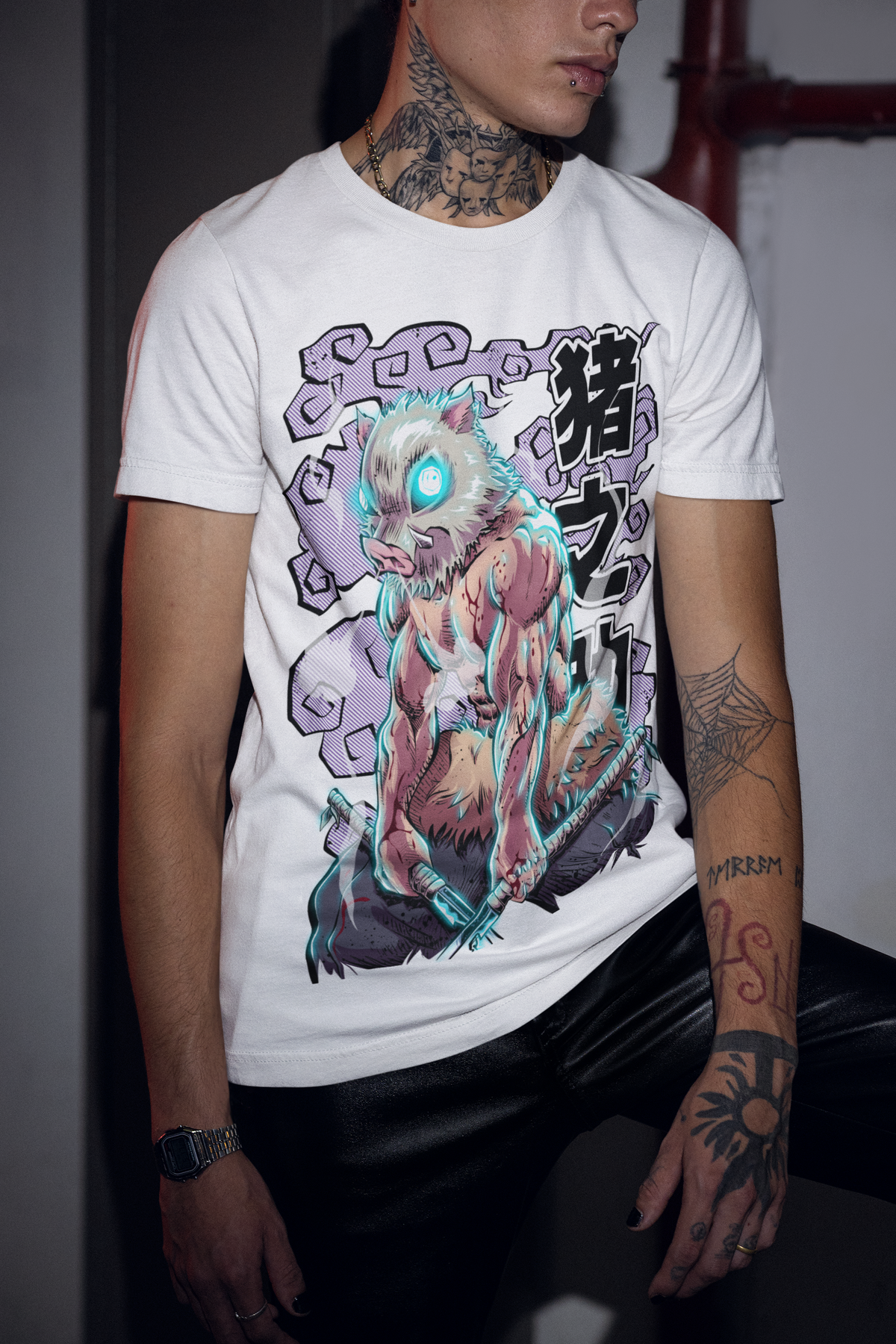 Playera blanca de Inosuke Hashibira de Demon Slayer