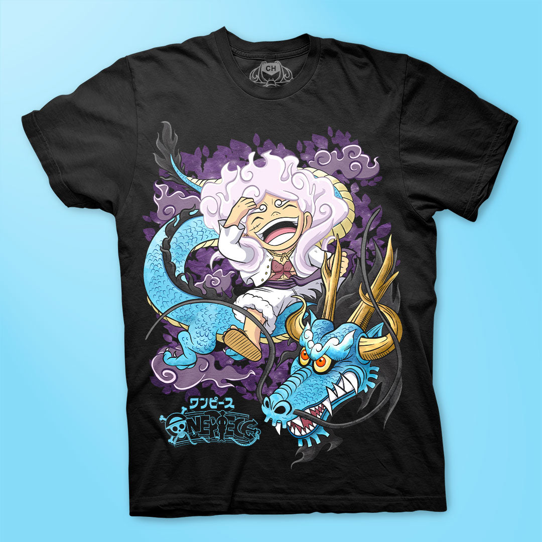 Playera negra de Luffy y Kaido de One Piece