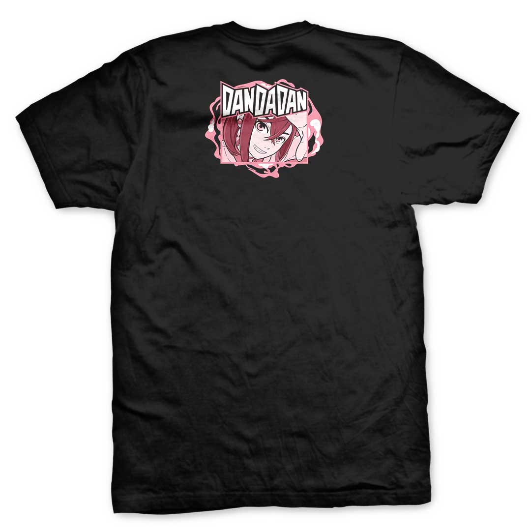 Playera negra de Momo de Dandadan, vista de espalda