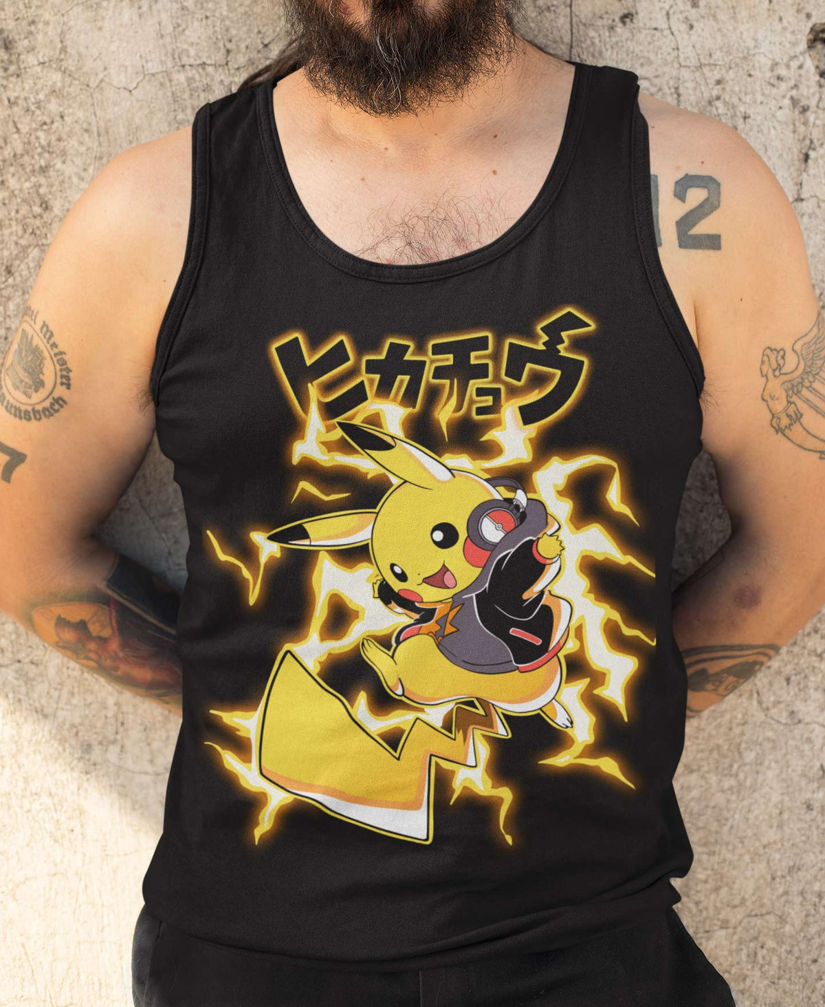 Tank top negro de Pikachu de Pokémon, puesta