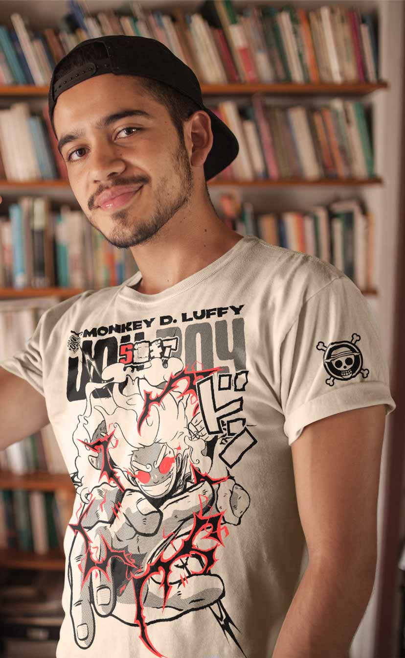 Playera color arena de Joy Boy, Luffy en Gear 5 de One Piece, puesta