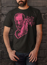 Playera negra Pink Freud con Sigmund Freud, puesta